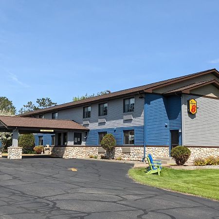 Hotel Super 8 By Wyndham Baxter/Brainerd Area Esterno foto