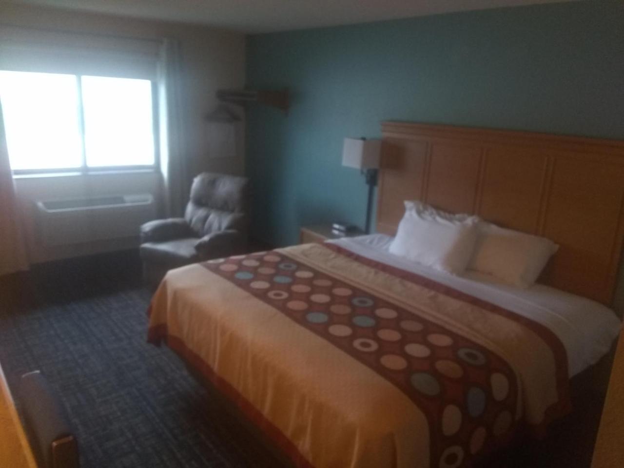 Hotel Super 8 By Wyndham Baxter/Brainerd Area Esterno foto